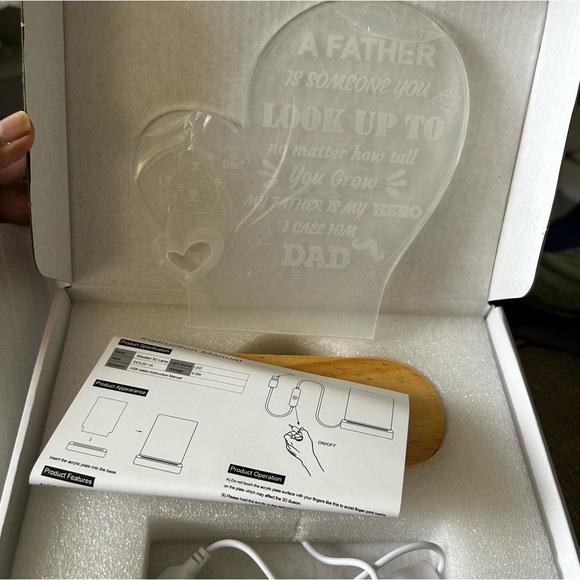BNIB Heart-Shaped LED 3D Night Light w Touching Quote for Dad Gift Fathers Day - Picture 3 of 3